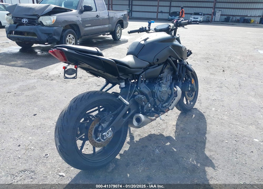 2022 YAMAHA MT07 VIN: JYARM32E5NA003317