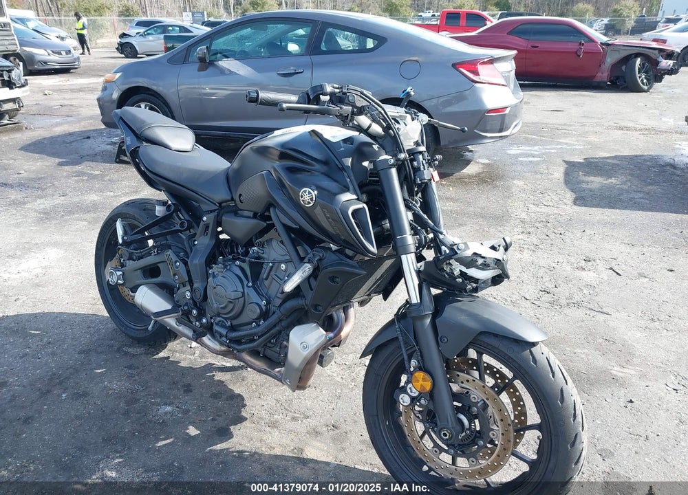 2022 YAMAHA MT07 VIN: JYARM32E5NA003317