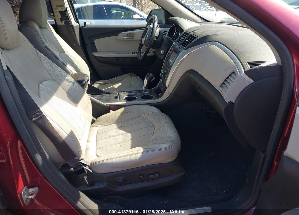2011 CHEVROLET TRAVERSE LTZ VIN: 1GNKVLED0BJ174985