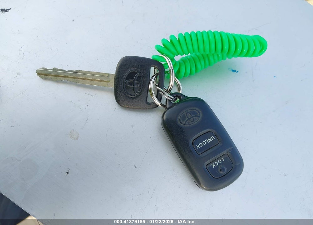2000 TOYOTA CAMRY LE VIN: JT2BG22K3Y0508434