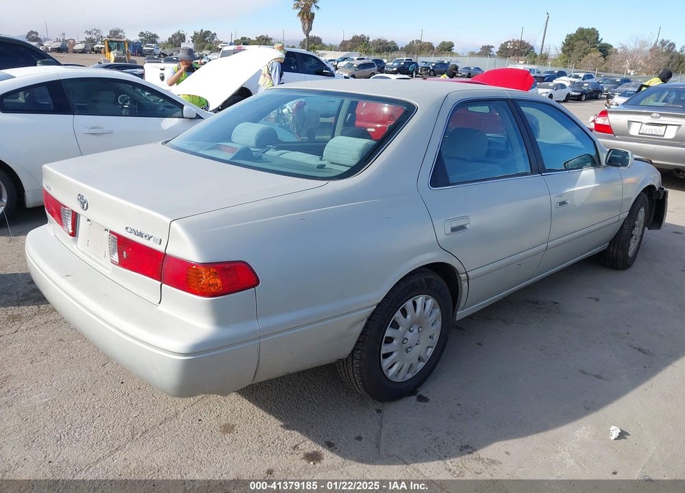 2000 TOYOTA CAMRY LE VIN: JT2BG22K3Y0508434