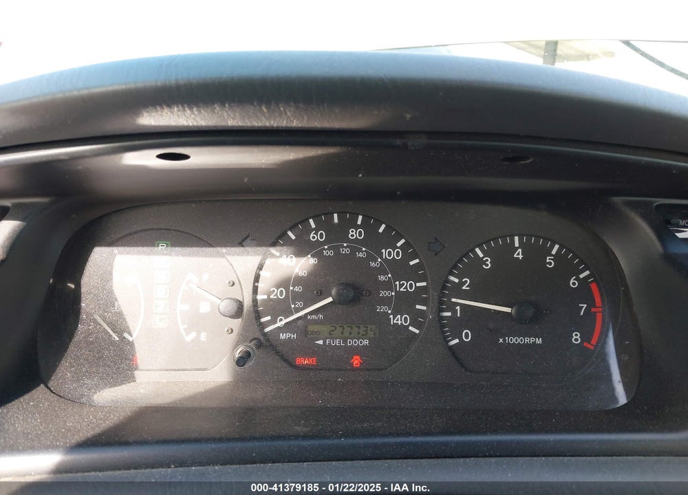 2000 TOYOTA CAMRY LE VIN: JT2BG22K3Y0508434