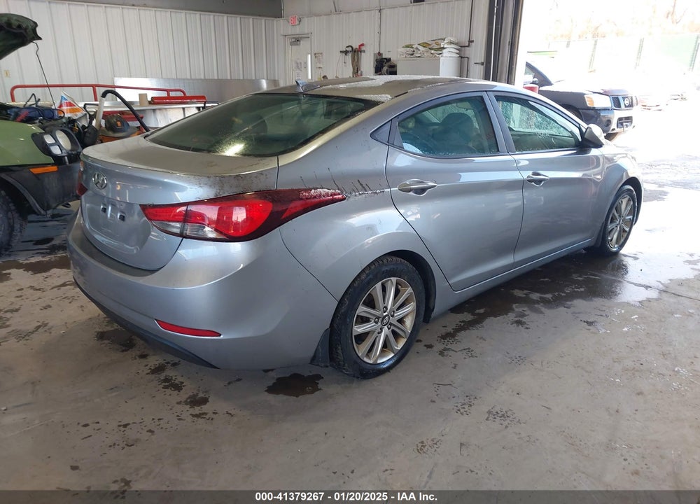 2015 HYUNDAI ELANTRA SE VIN: 5NPDH4AE6FH601310