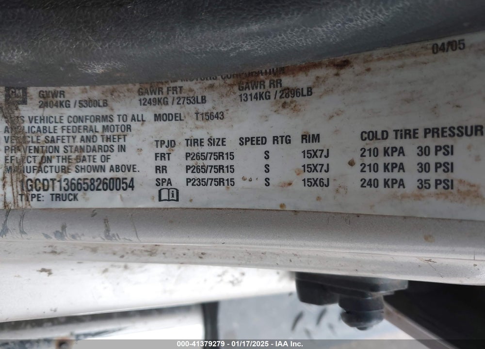 2005 CHEVROLET COLORADO LS VIN: 1GCDT136658260054