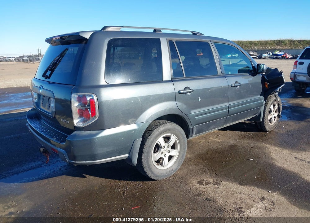 2006 HONDA PILOT EX VIN: 2HKYF18446H514489