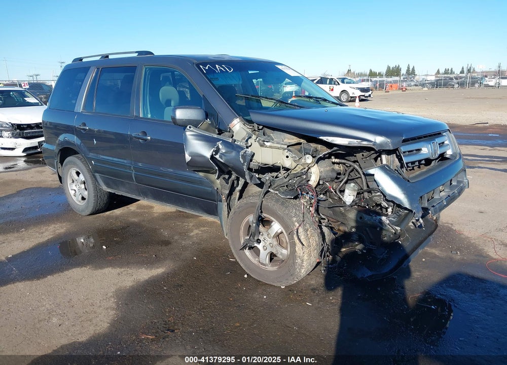 2006 HONDA PILOT EX VIN: 2HKYF18446H514489
