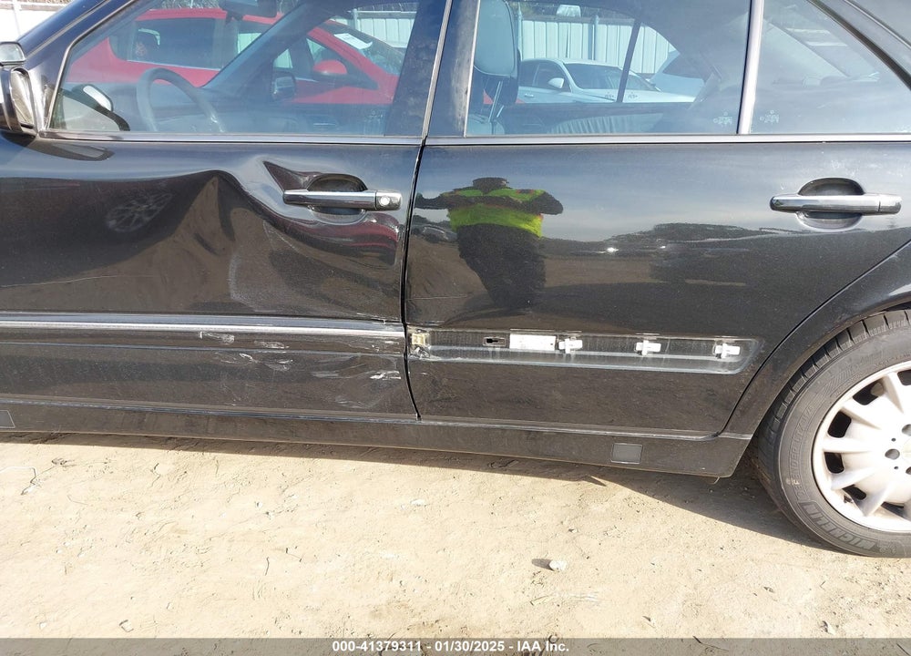 2001 MERCEDES-BENZ E 320 VIN: WDBJF65J61B376956