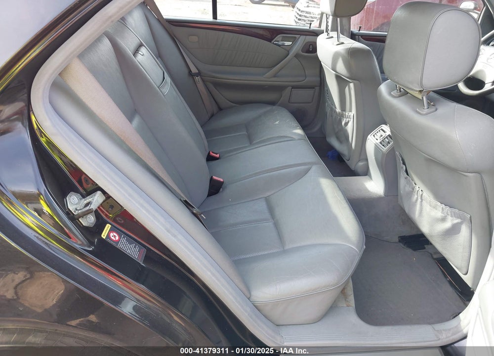 2001 MERCEDES-BENZ E 320 VIN: WDBJF65J61B376956