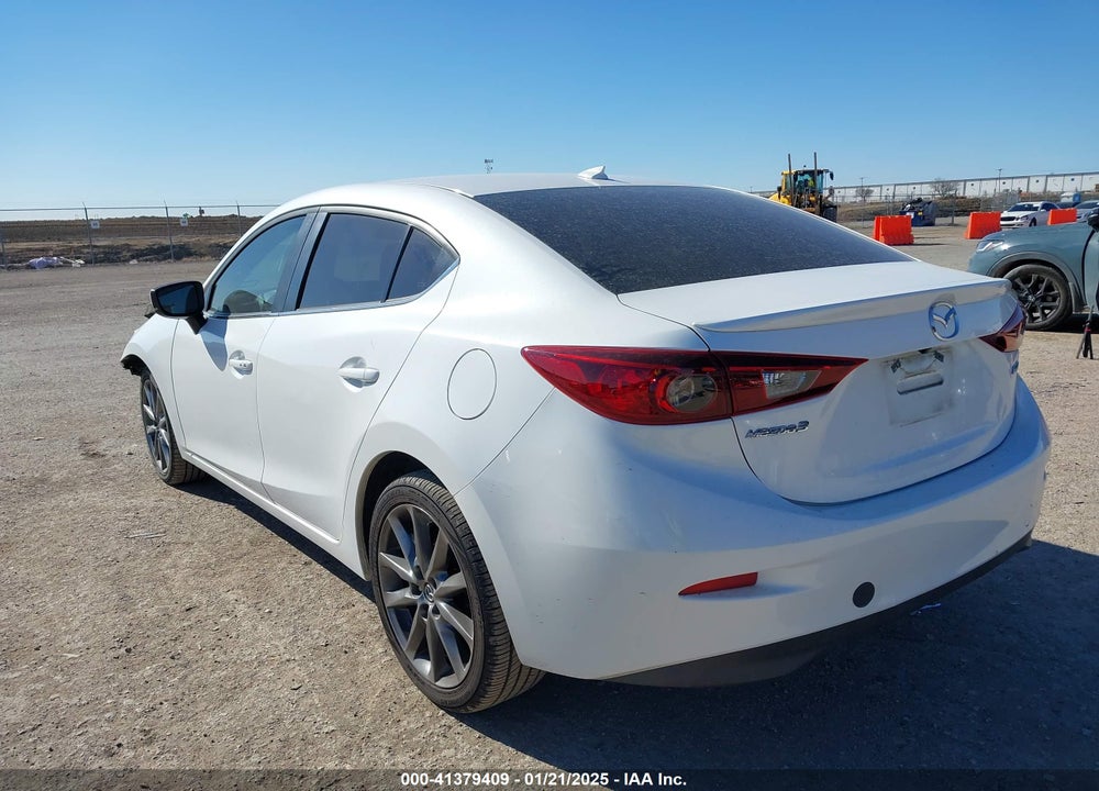 2018 MAZDA MAZDA3 VIN: 3MZBN1V34JM167864