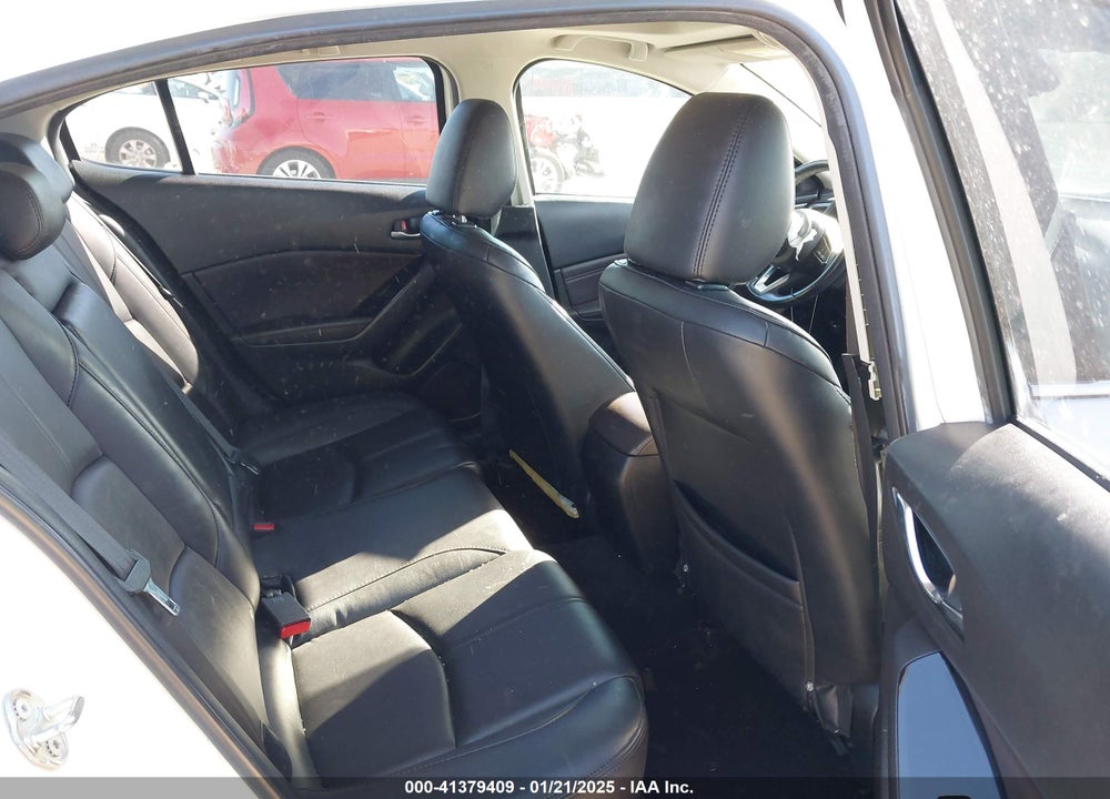 2018 MAZDA MAZDA3 VIN: 3MZBN1V34JM167864
