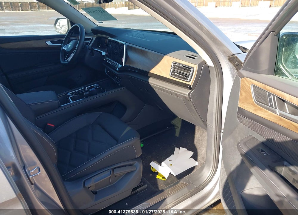 2025 VOLKSWAGEN ATLAS VIN: 1V2HR2CA4SC507847