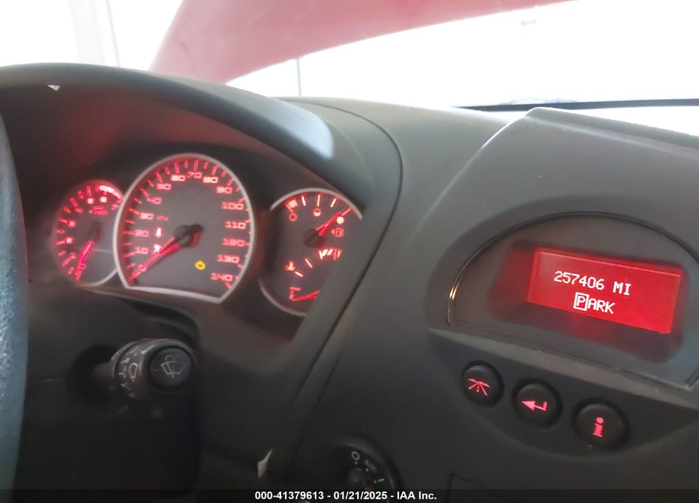 2005 PONTIAC GRAND PRIX VIN: 2G2WP522151203903