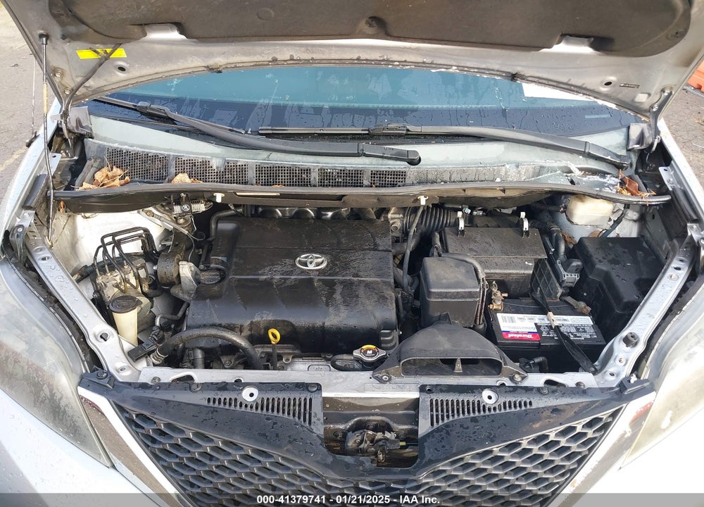 2011 TOYOTA SIENNA SPORT VIN: 5TDXK3DC4BS070311