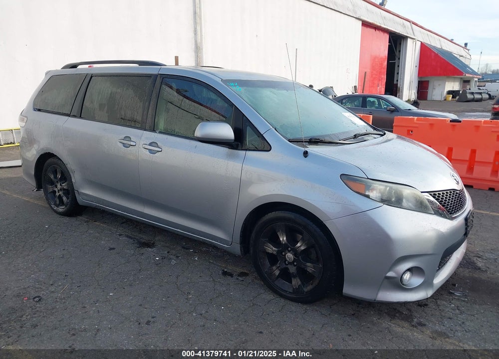 2011 TOYOTA SIENNA SPORT VIN: 5TDXK3DC4BS070311
