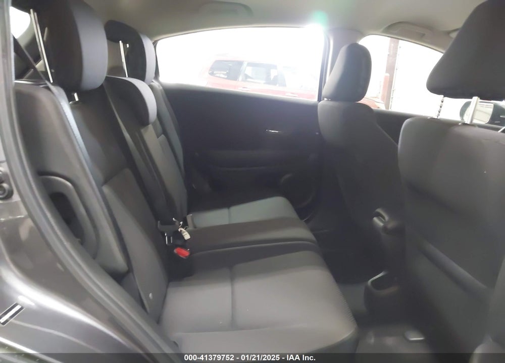 2016 HONDA HR-V LX VIN: 3CZRU6H33GM752533