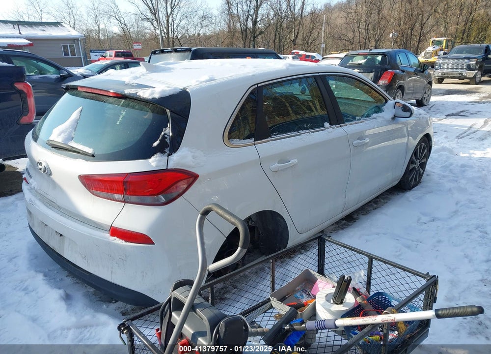 2018 HYUNDAI ELANTRA GT VIN: KMHH35LE3JU067244