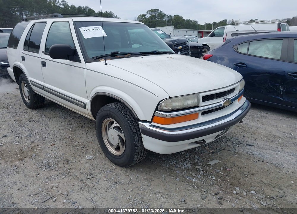 2001 CHEVROLET BLAZER LT VIN: 1GNDT13W01K256649