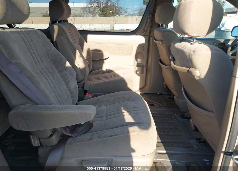 2001 TOYOTA SIENNA LE VIN: 4T3ZF13C81U395852
