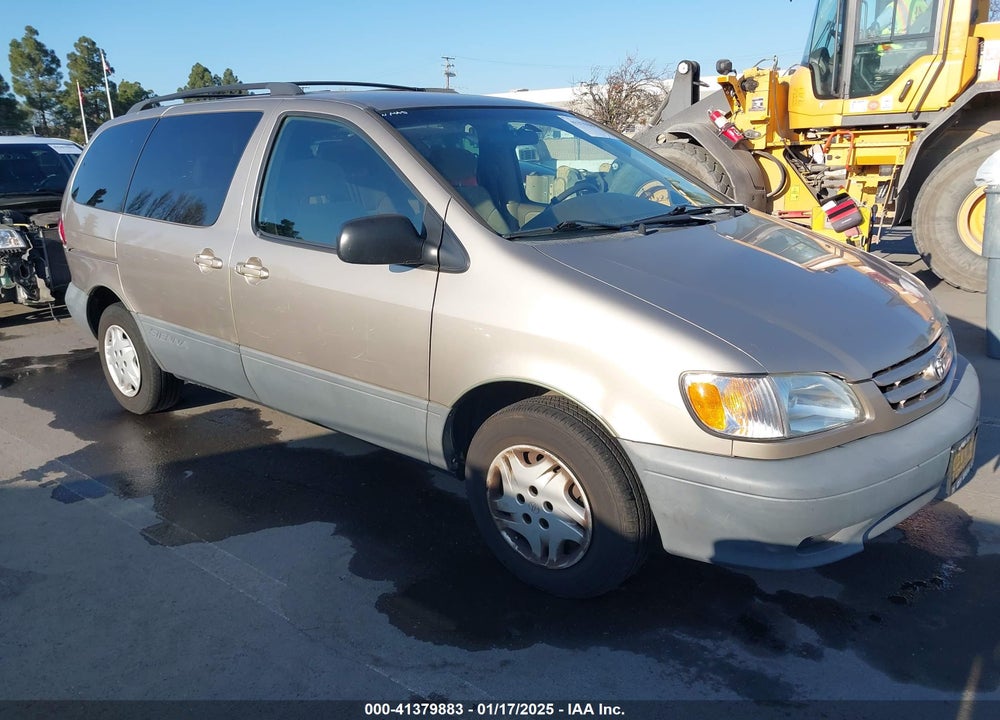 2001 TOYOTA SIENNA LE VIN: 4T3ZF13C81U395852