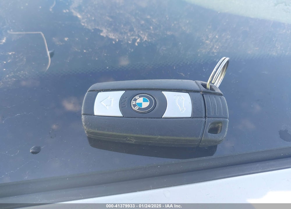 2009 BMW 528 VIN: WBANU53509C117388