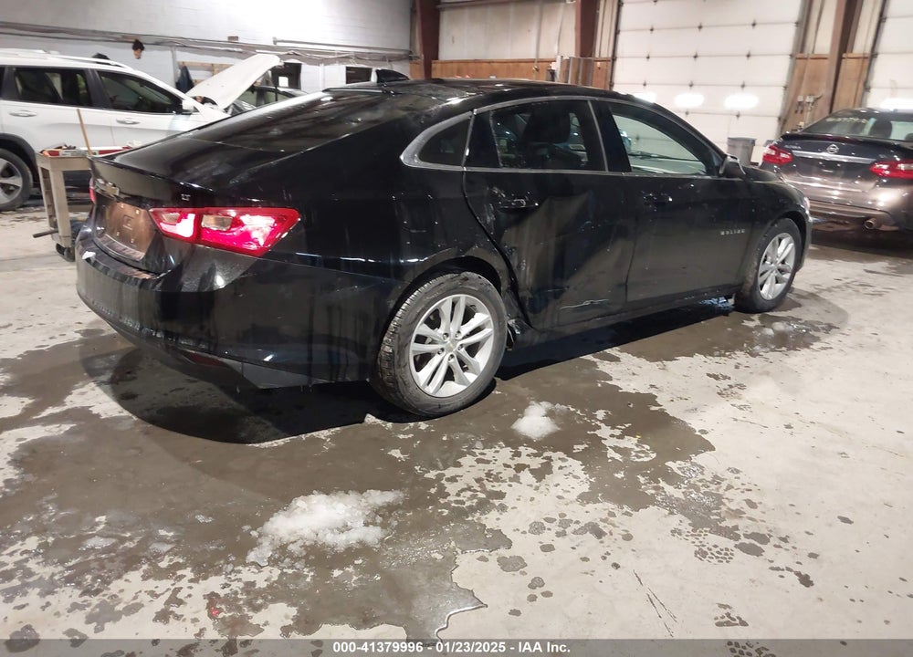 2018 CHEVROLET MALIBU LT VIN: 1G1ZD5ST5JF188781