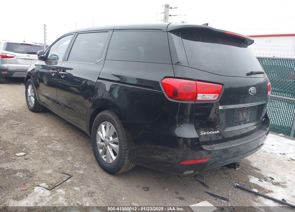 2017 KIA SEDONA LX VIN: KNDMB5C11H6221418
