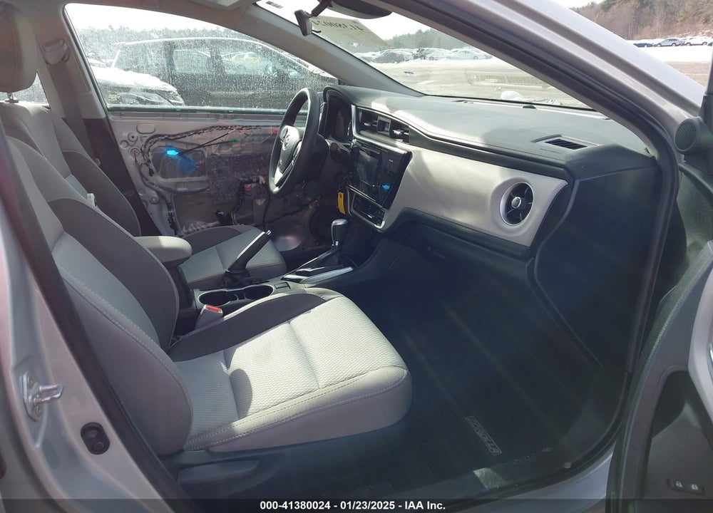 2017 TOYOTA COROLLA LE VIN: 2T1BURHE3HC943907