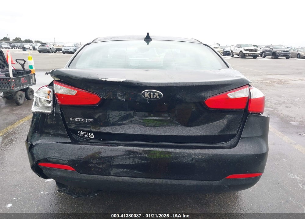 2016 KIA FORTE VIN: KNAFK4A62G5606652