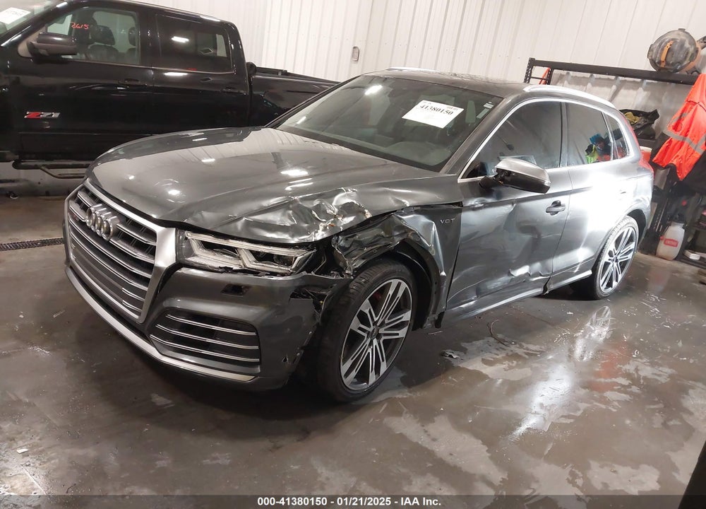 2018 AUDI SQ5 3.0T PREMIUM PLUS VIN: WA1A4AFY4J2019324