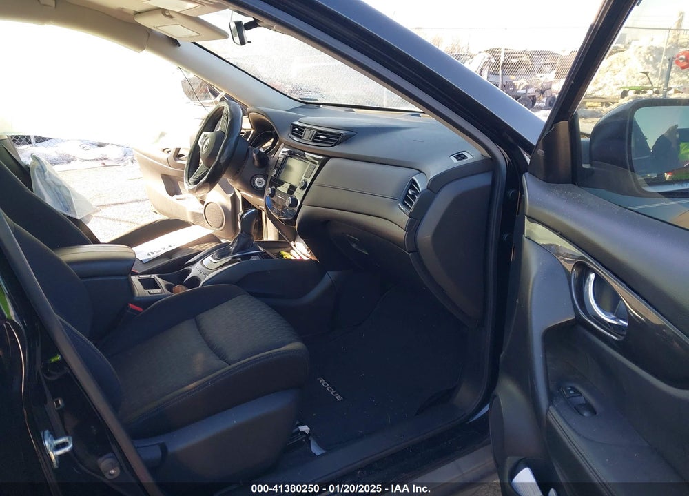 2020 NISSAN ROGUE S FWD VIN: JN8AT2MT6LW000490
