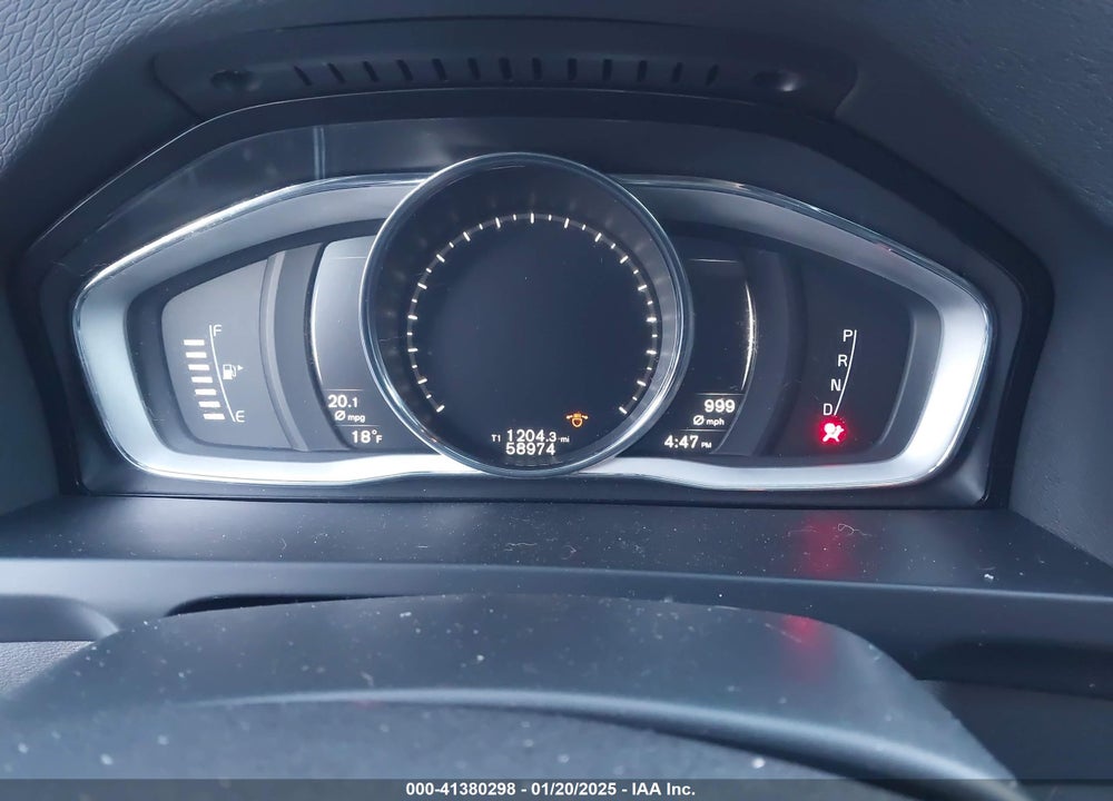 2018 VOLVO S60 VIN: YV140MTL2J2460002