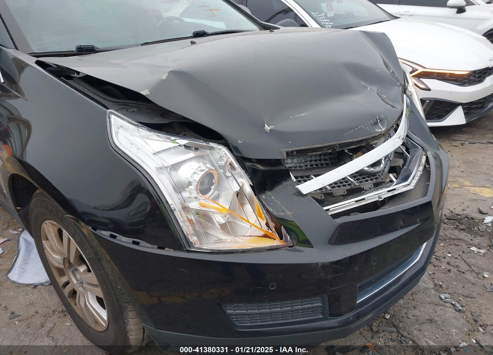 2011 CADILLAC SRX LUXURY COLLECTION VIN: 3GYFNAEY5BS528252