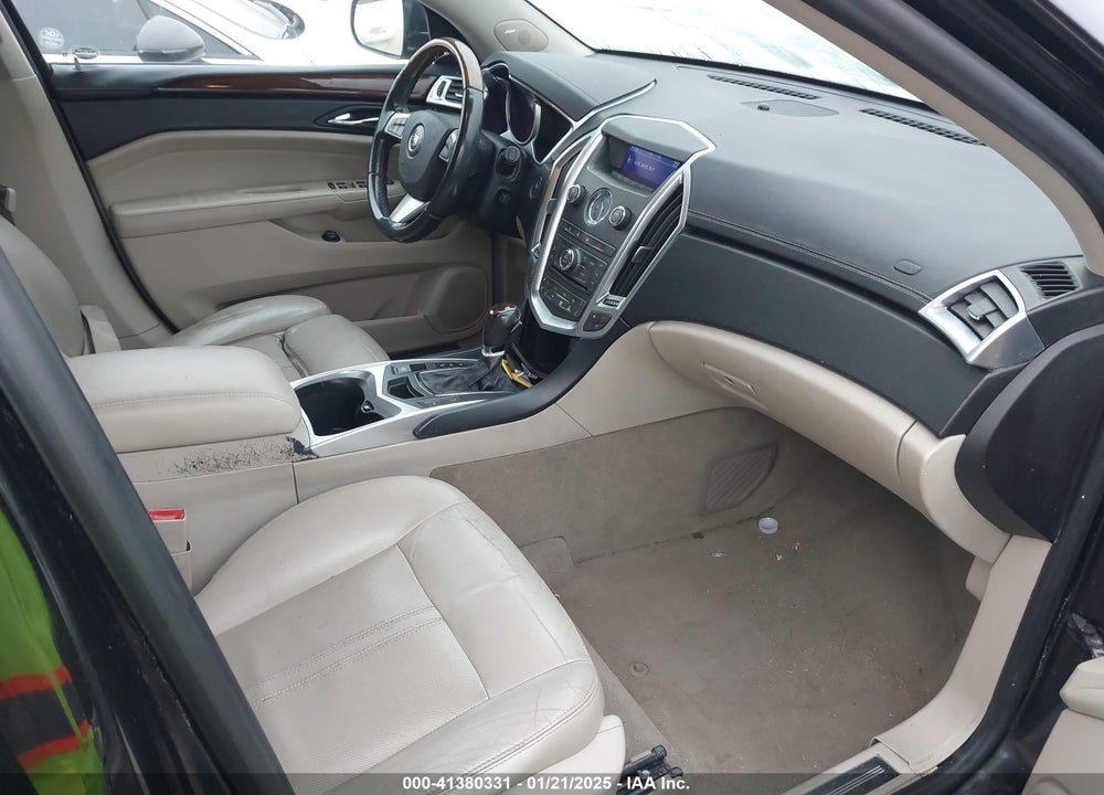 2011 CADILLAC SRX LUXURY COLLECTION VIN: 3GYFNAEY5BS528252