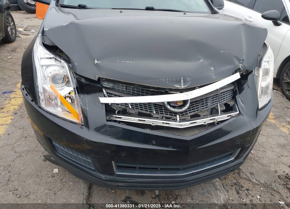 2011 CADILLAC SRX LUXURY COLLECTION VIN: 3GYFNAEY5BS528252