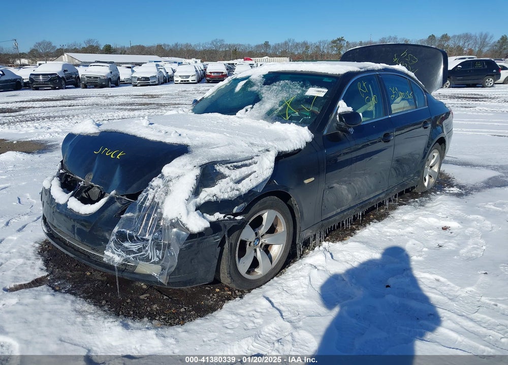 2008 BMW 528I VIN: WBANU53548CT18743