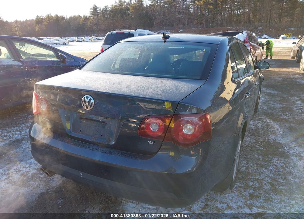 2008 VOLKSWAGEN JETTA SE/SEL VIN: 3VWRZ71K68M015100