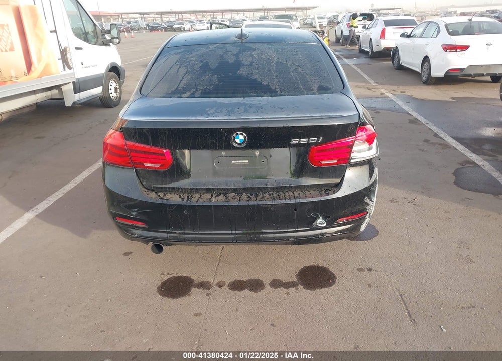 2016 BMW 320 VIN: WBA8E1G57GNU10039