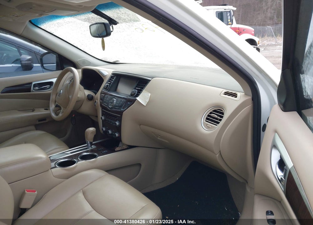 2015 NISSAN PATHFINDER SL VIN: 5N1AR2MN3FC704904