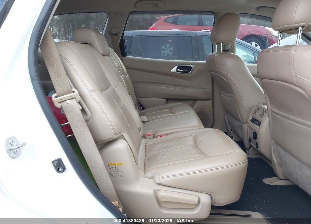 2015 NISSAN PATHFINDER SL VIN: 5N1AR2MN3FC704904