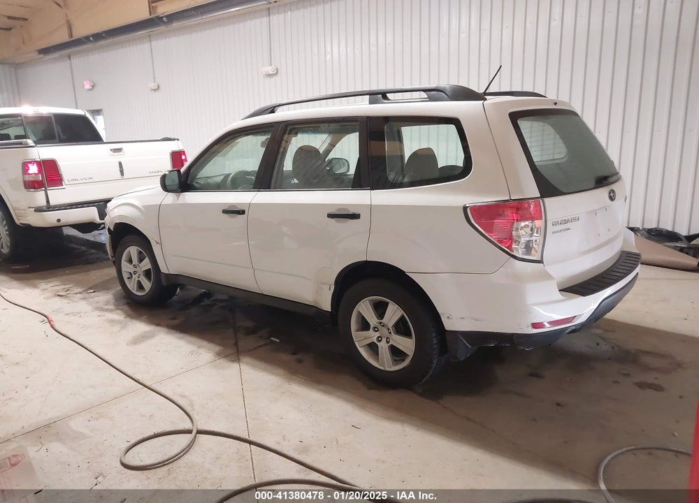 2011 SUBARU FORESTER 2.5X VIN: JF2SHABC6BH704062