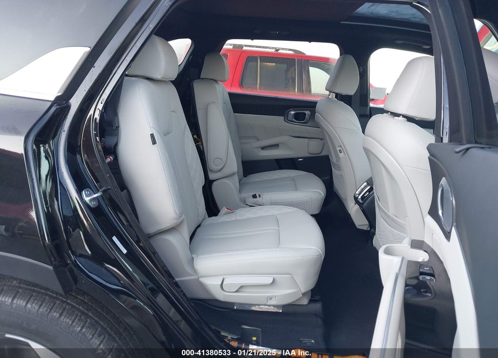 2025 KIA SORENTO HYBRID SX PRESTIGE VIN: KNDRKDJG7S5307210