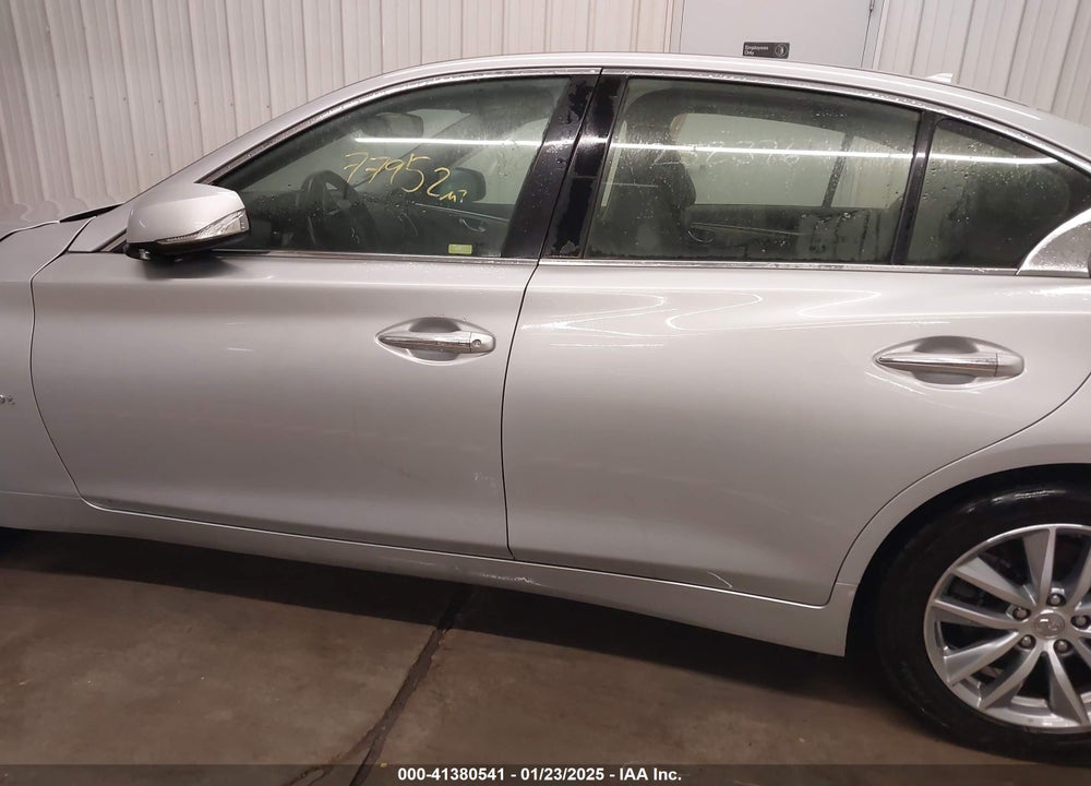 2016 INFINITI Q50 VIN: JN1CV7AR6GM252376