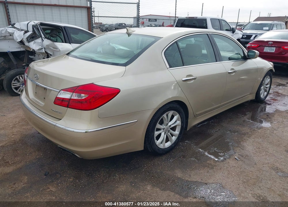2012 HYUNDAI GENESIS VIN: KMHGC4DD0CU178574