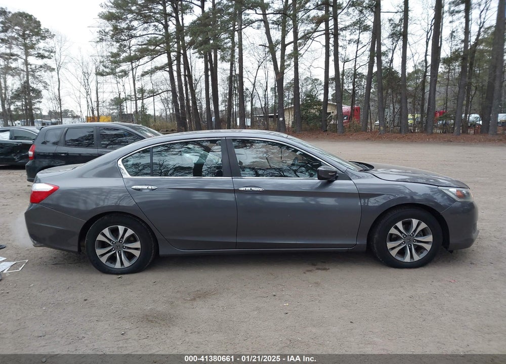 2015 HONDA ACCORD VIN: 1HGCR2F33FA235884
