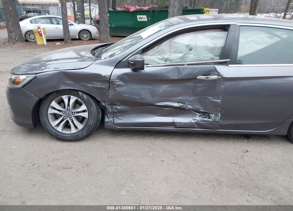 2015 HONDA ACCORD VIN: 1HGCR2F33FA235884