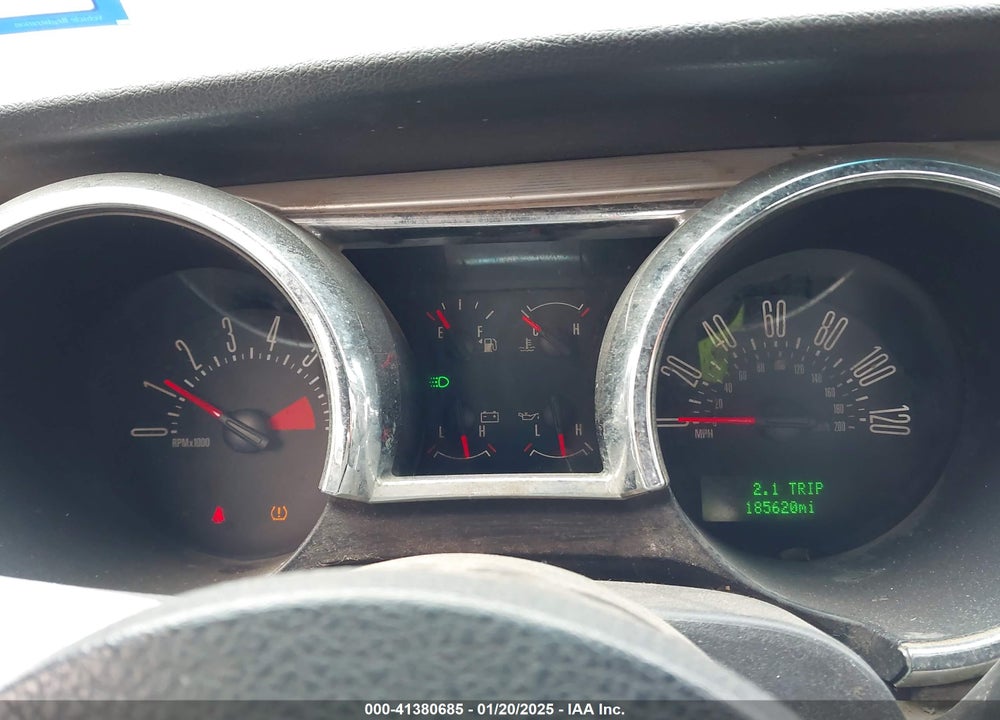 2009 FORD MUSTANG VIN: 1ZVHT84N995137661