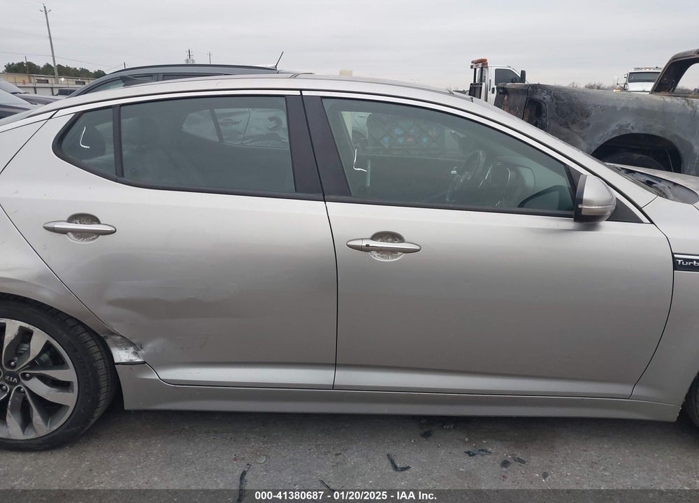 2014 KIA OPTIMA VIN: 5XXGR4A67EG310442