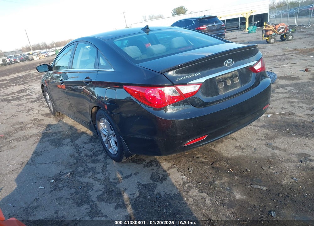 2013 HYUNDAI SONATA VIN: 5NPEB4AC8DH743787