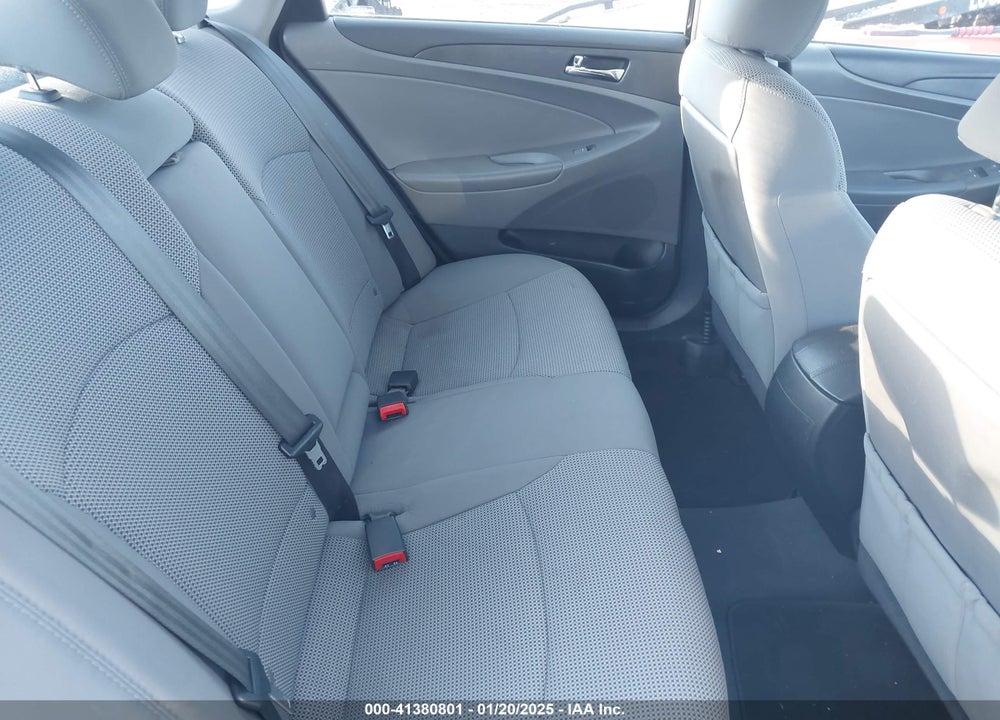 2013 HYUNDAI SONATA VIN: 5NPEB4AC8DH743787