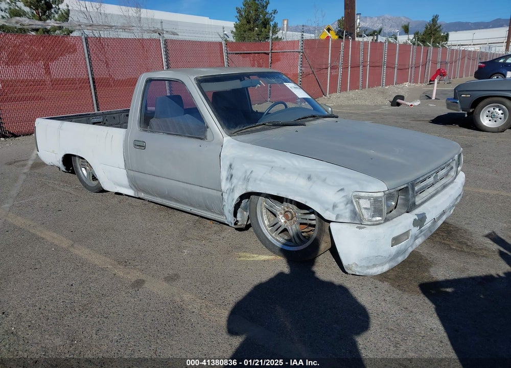 1993 TOYOTA PICKUP 1/2 TON SHORT WHLBASE STB VIN: 4TARN81A1PZ110801